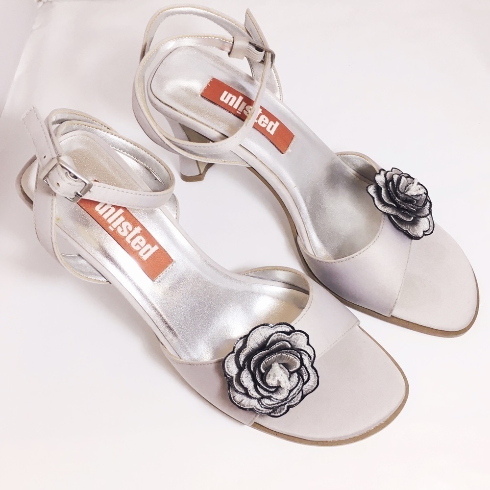 brand New Kenneth Cole unlisted Sandals.